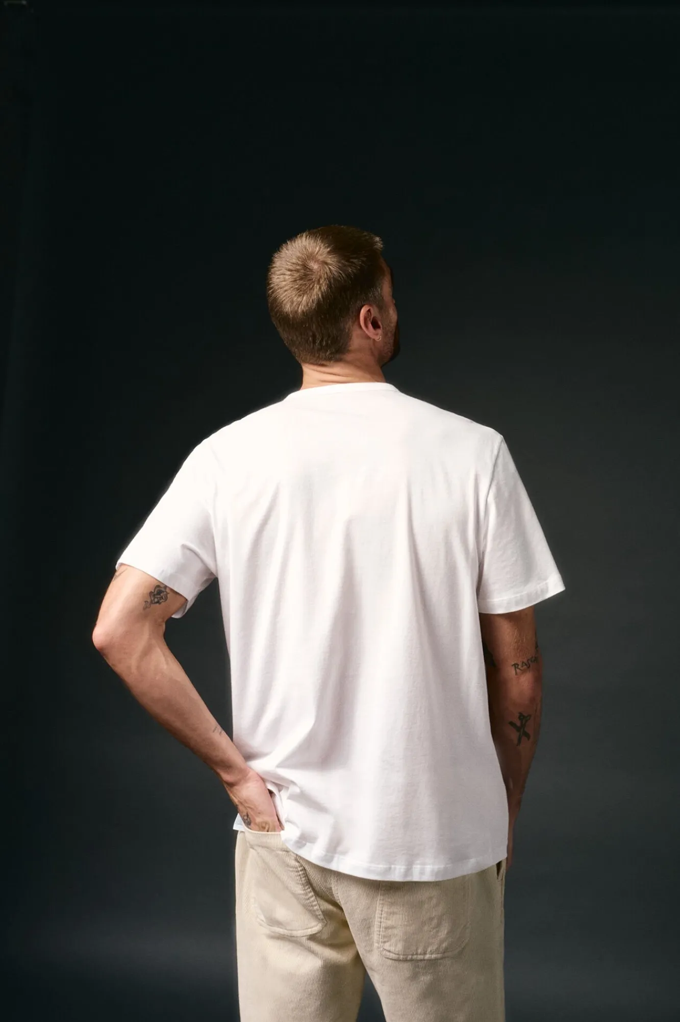 OOTO T-Shirts-T-shirt leve Branco