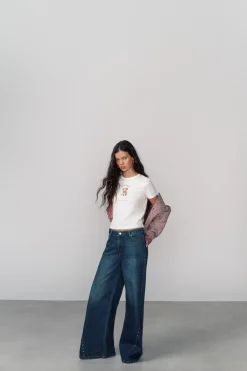 High Spirits T-Shirts-T-shirt Waggy bege