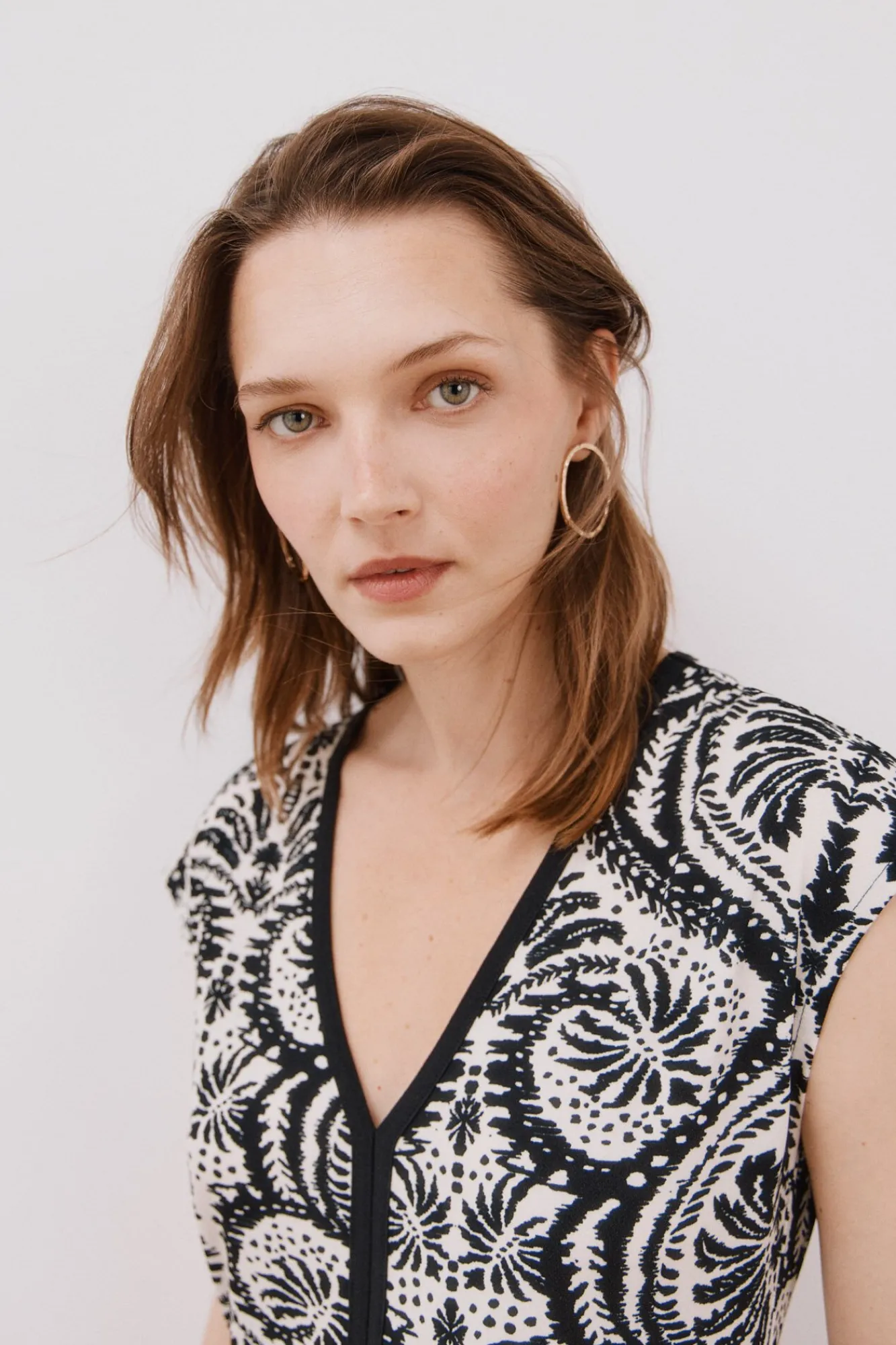 Cortefiel Vestidos-Vestido com decote em bico contrastante Impressão