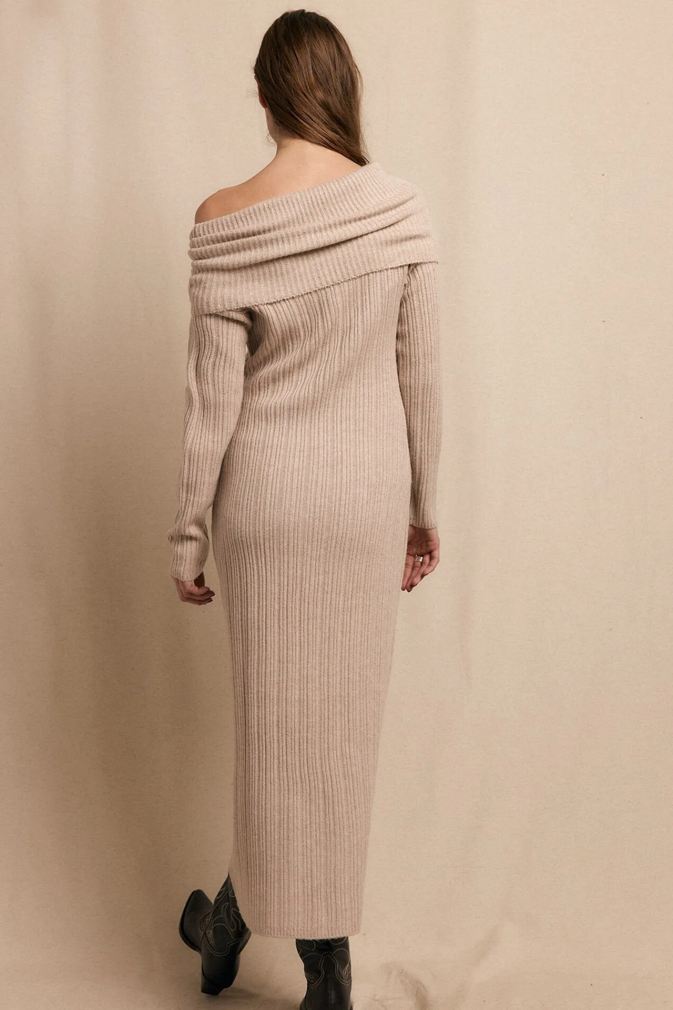 Slowlove Vestidos-Vestido de malha com gola larga Tostado