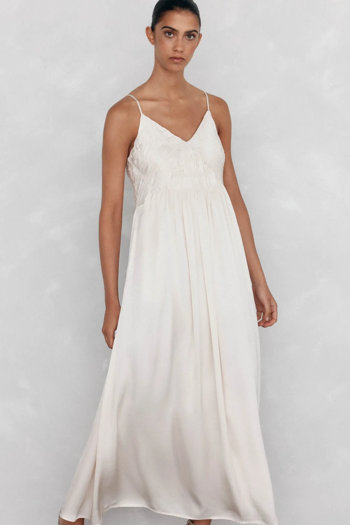 Pedro del Hierro Vestidos-Vestido lingerie com detalhe franzido Beige