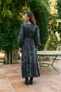 Jaase Vestidos-Vestido longo Carmen de manga comprida com estampado de lírio da meia-noite Cinzento