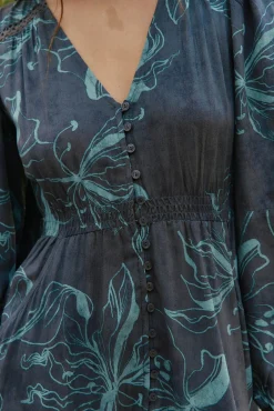 Jaase Vestidos-Vestido longo Carmen de manga comprida com estampado de lírio da meia-noite Cinzento