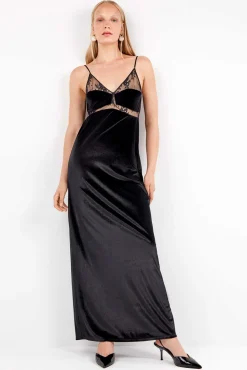 Gisela Vestidos-Vestido longo de veludo com caimento fluido e sofisticado preto