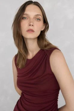 Pedro del Hierro Vestidos-Vestido midi reto com babados em tule Bordeaux